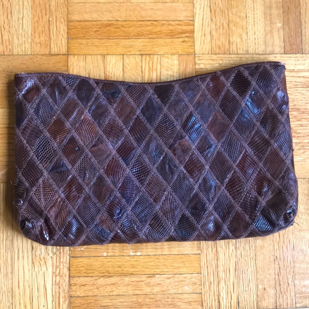 Vintage brown leather clutch.
